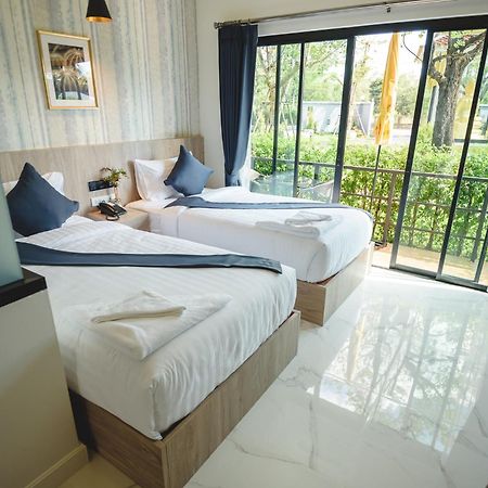Phuengluang Riverside Hotel Chanthaburi Esterno foto